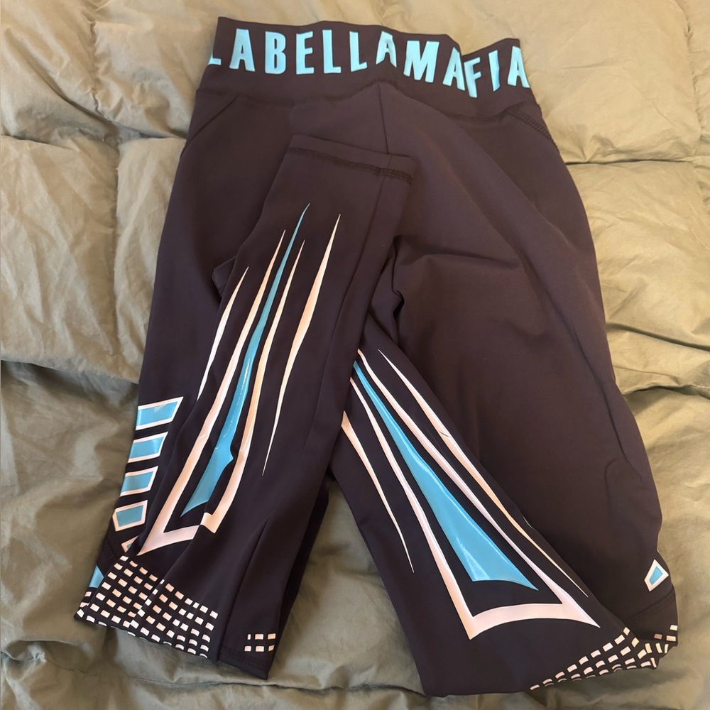 Labella Mafia Women's Black and Blue Leggings sz S NWOT cute detail